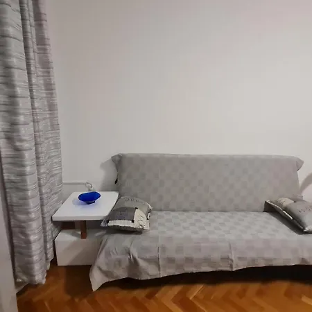 App Reina * Crikvenica