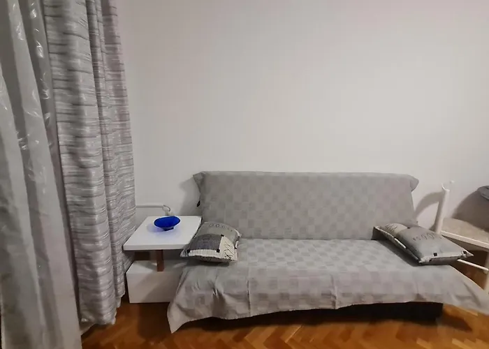 App Reina * Crikvenica