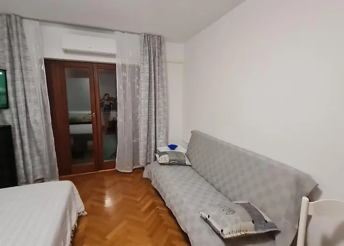 App Reina Crikvenica